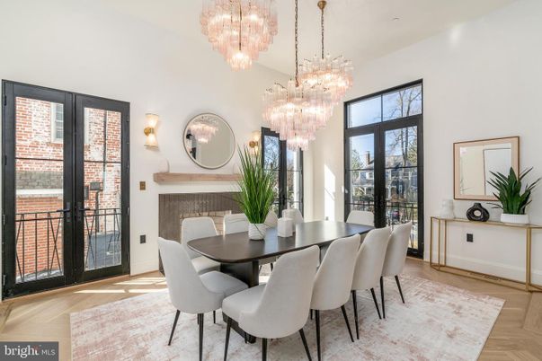 Chandelier, Dining room, Fireplace, Interior, Wood Texture Flooring