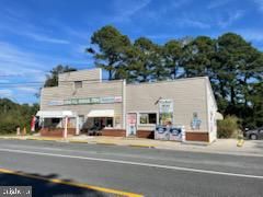 Exterior, Facade, None