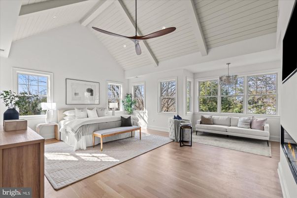 Bedroom, Interior, Pendant Lights, Recessed Lighting, Wood Texture Flooring