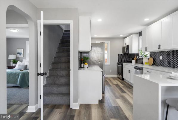 Bedroom, Interior, Kitchen, Recessed Lighting, Stainless Steel Appliances, Wood Texture Flooring