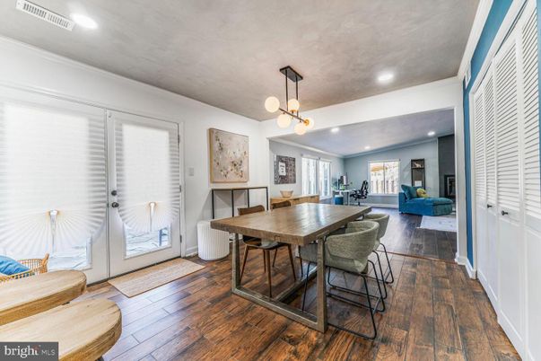 Dining room, Interior, Pendant Lights, Recessed Lighting, Wood Texture Flooring