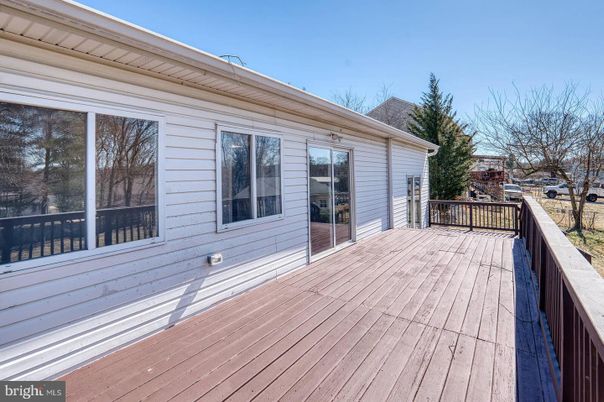Exterior, Wood Texture Flooring