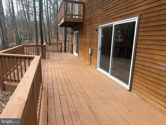 Exterior, Wood Texture Flooring