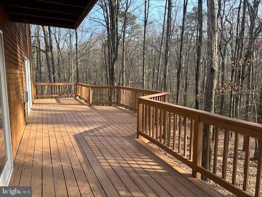 Exterior, Wood Texture Flooring
