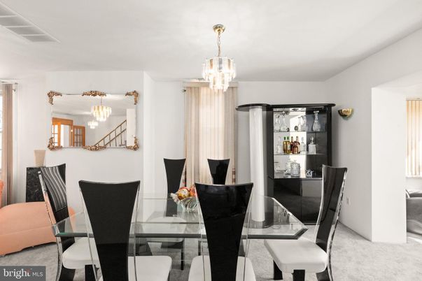 Chandelier, Dining room, Interior
