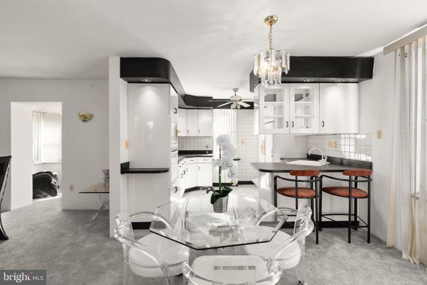 Chandelier, Dining room, Interior, Kitchen