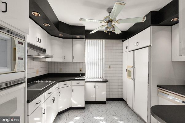 Interior, Kitchen, Marble, Recessed Lighting