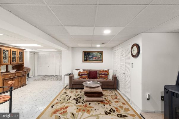 Interior, Living room, Marble, Recessed Lighting