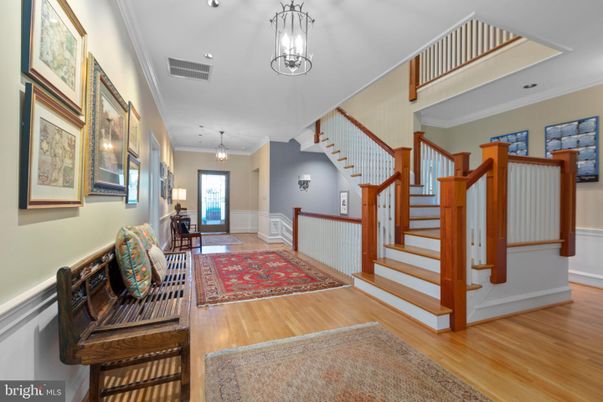 Interior, Pendant Lights, Recessed Lighting, Wood Texture Flooring