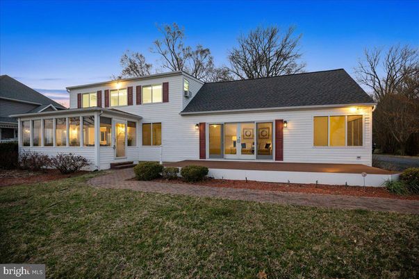 Exterior, Facade, Farmhouse