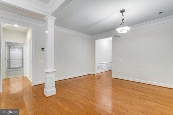 Empty room, Interior, Pendant Lights, Wood Texture Flooring