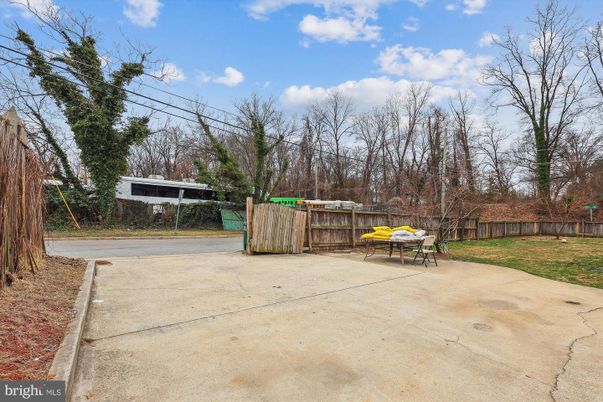 Backyard, Exterior, Hot Tub
