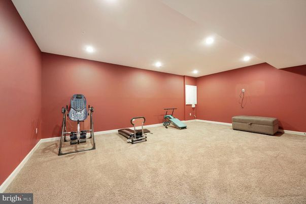 Fitness Equipment, Interior, Recessed Lighting