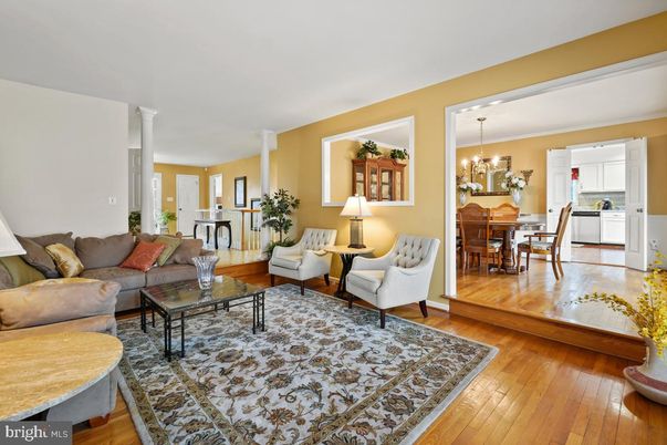 Chandelier, Dining room, Interior, Living room, Wood Texture Flooring