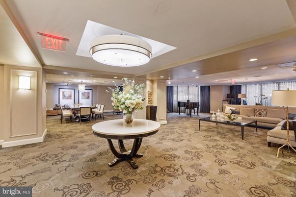 Dining room, Interior, Living room, Recessed Lighting