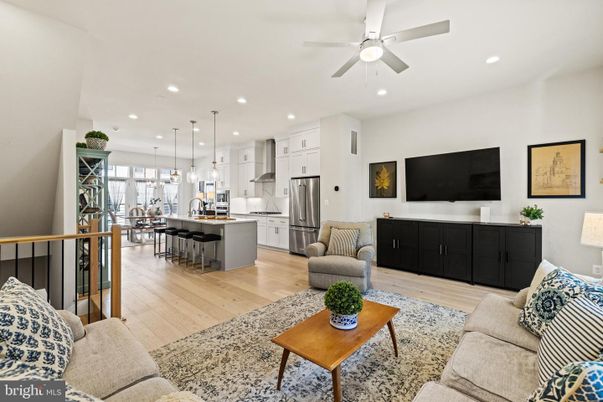 Dining room, Interior, Kitchen, Living room, Pendant Lights, Recessed Lighting, Stainless Steel Appliances, Wood Texture Flooring