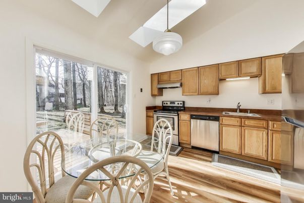 Dining room, Interior, Kitchen, Pendant Lights, Wood Texture Flooring