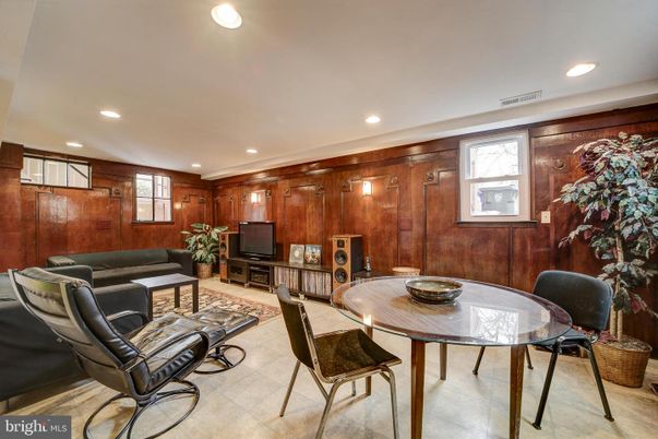 Dining room, Interior, Living room, Recessed Lighting, Wooden Walls