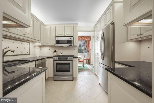 Interior, Kitchen, Stainless Steel Appliances