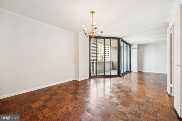 Chandelier, Empty room, Interior, Wood Texture Flooring