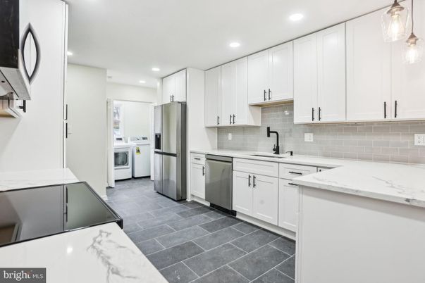 Interior, Kitchen, Pendant Lights, Recessed Lighting