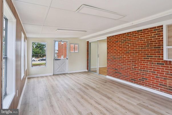 Empty room, Interior, Stone Walls, Wood Texture Flooring