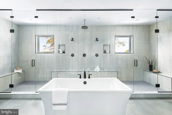 Bathroom, Free Standing Baths, Glass Shower, Interior, Pendant Lights