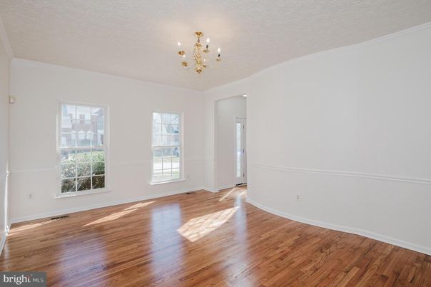 Chandelier, Empty room, Interior, Wood Texture Flooring