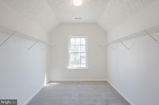 Empty room, Interior, Walk-in Closets