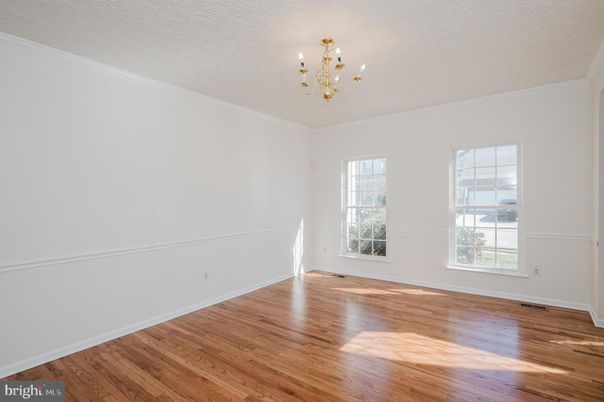 Chandelier, Empty room, Interior, Wood Texture Flooring