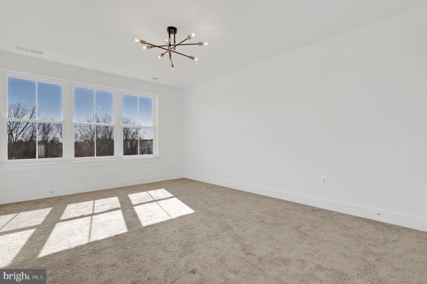 Empty room, Interior, Pendant Lights