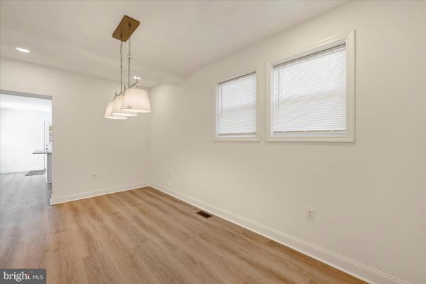 Empty room, Interior, Pendant Lights, Recessed Lighting, Wood Texture Flooring