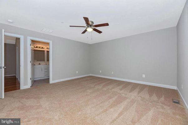 Bathroom, Empty room, Interior