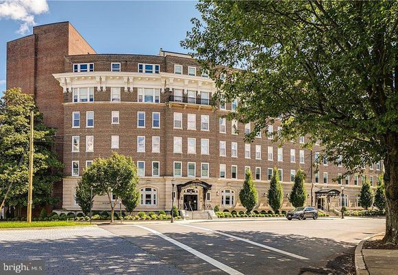 Exterior, Facade, Brick Facade, Condo Building
