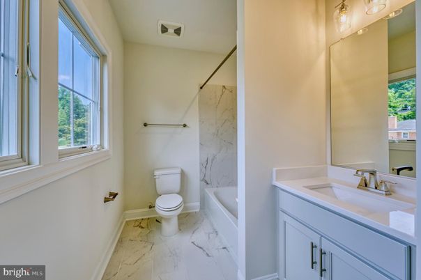 Bathroom, Interior, Marble, Marble Walls