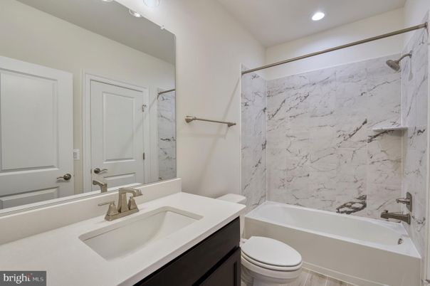Bathroom, Interior, Marble Walls, Recessed Lighting