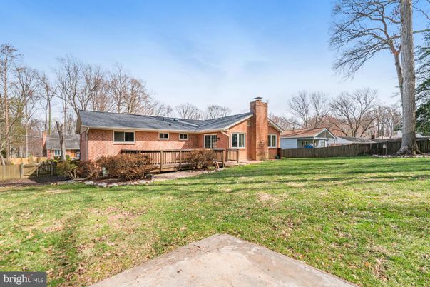 Backyard, Exterior, Facade, Brick Facade, Cape Cod