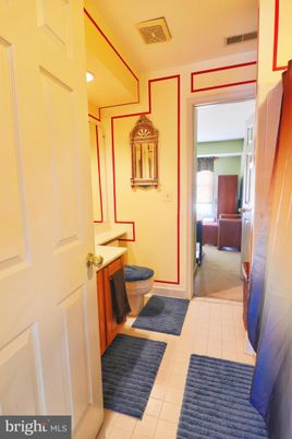 Bathroom, Interior, Recessed Lighting