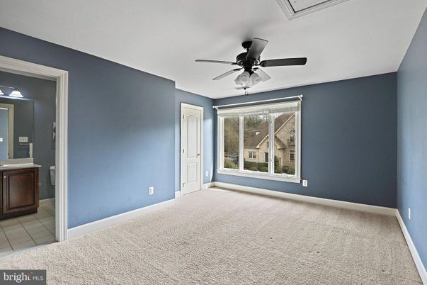 Bathroom, Empty room, Interior