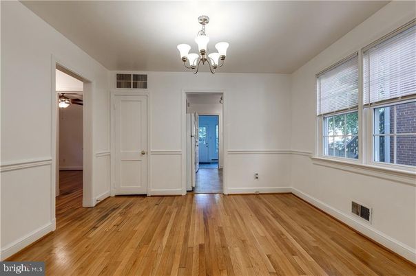Chandelier, Empty room, Interior, Wood Texture Flooring