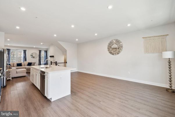 Interior, Kitchen, Living room, Recessed Lighting, Wood Texture Flooring