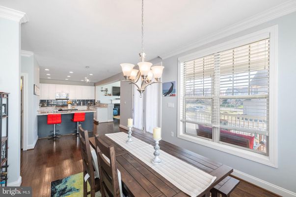 Chandelier, Dining room, Interior, Kitchen, Pendant Lights, Recessed Lighting, Wood Texture Flooring