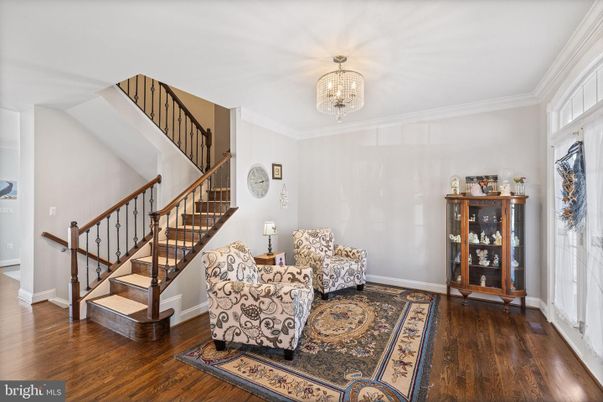 Chandelier, Interior, Wood Texture Flooring