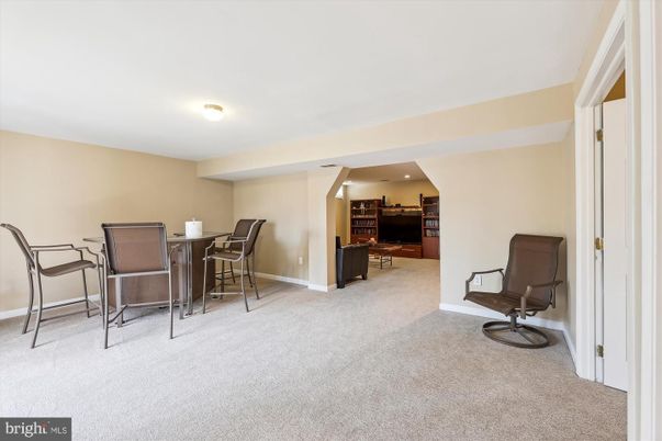 Dining room, Interior, Recessed Lighting