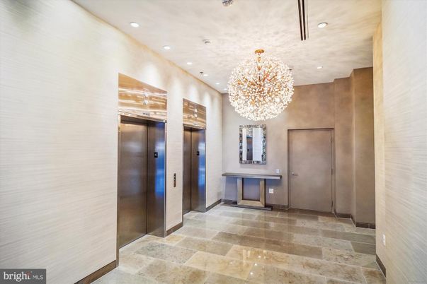 Chandelier, Elevator, Interior, Recessed Lighting