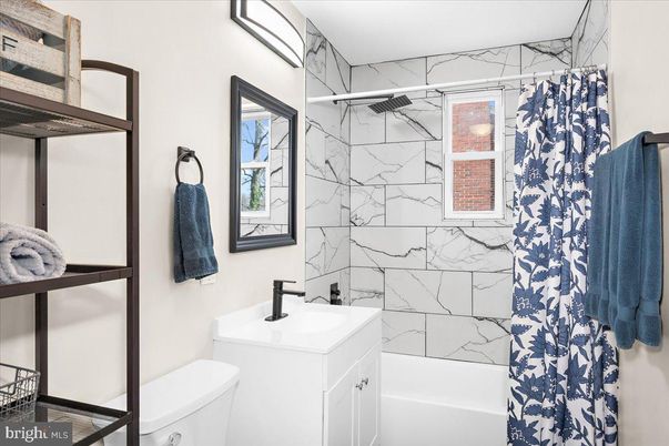 Bathroom, Interior, Marble Walls