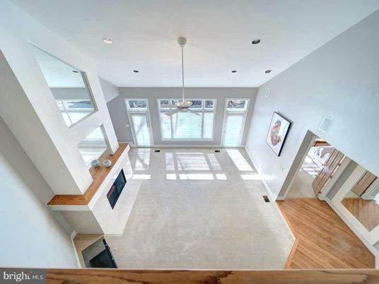 Empty room, Interior, Pendant Lights, Recessed Lighting, Wood Texture Flooring