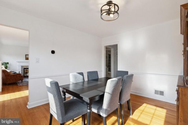 Dining room, Fireplace, Interior, Wood Texture Flooring
