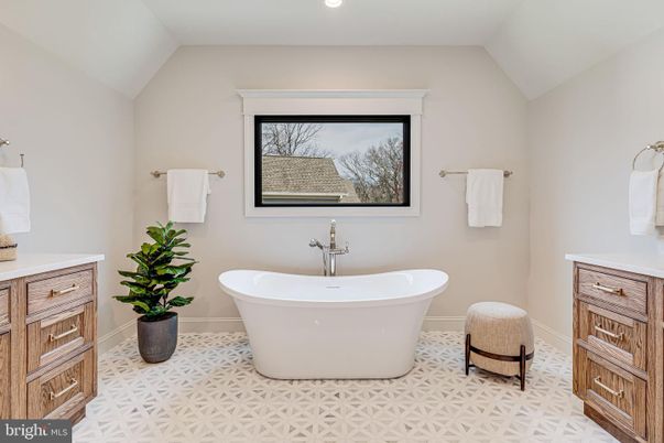 Bathroom, Free Standing Baths, Interior, Recessed Lighting