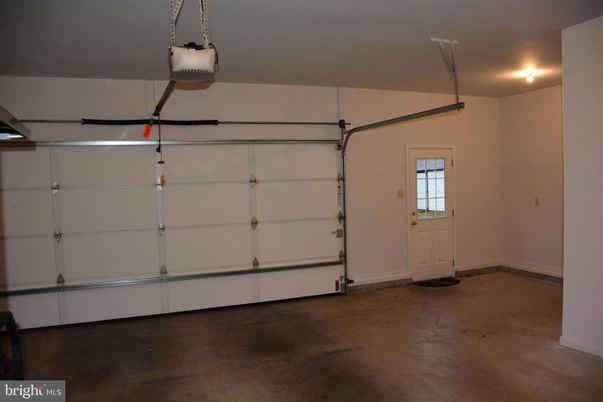 Garage, Interior